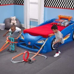 Step2 Hot Wheels Toddler-To-Twin Race Car Bed - 854600 -Step2 1118104 4 1