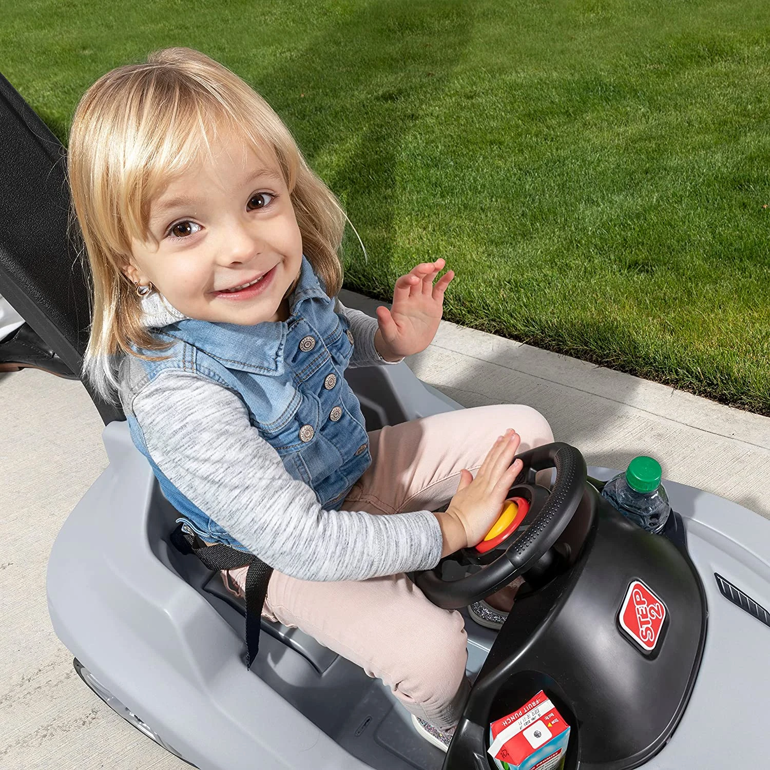 Step2 Whisper Ride Cruiser Ride-On Toy, Gray, Large (424199) 5 Step2 Whisper Ride Cruiser Ride-On Toy, Gray, Large (424199) - Image 5