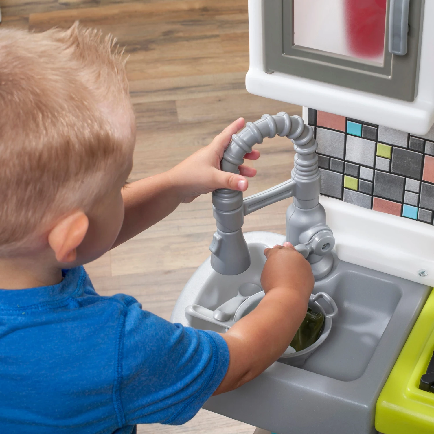 Step2 Contemporary Chef Brown And White Toddler Plastic Play Kitchen 8 Step2 Contemporary Chef Brown And White Toddler Plastic Play Kitchen - Image 8